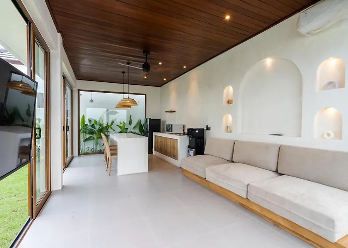Villa J4 *