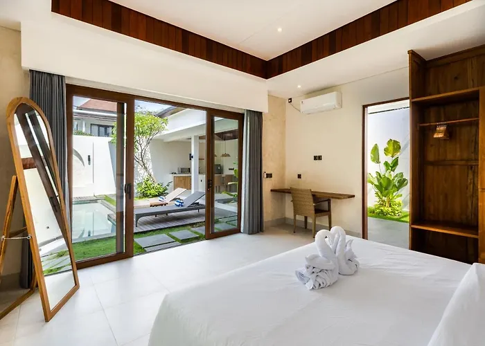 J4 Villa