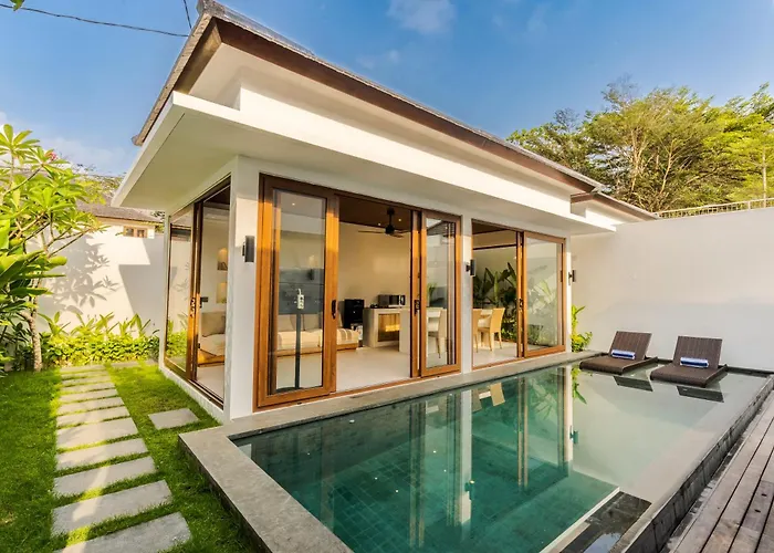 J4 Villa